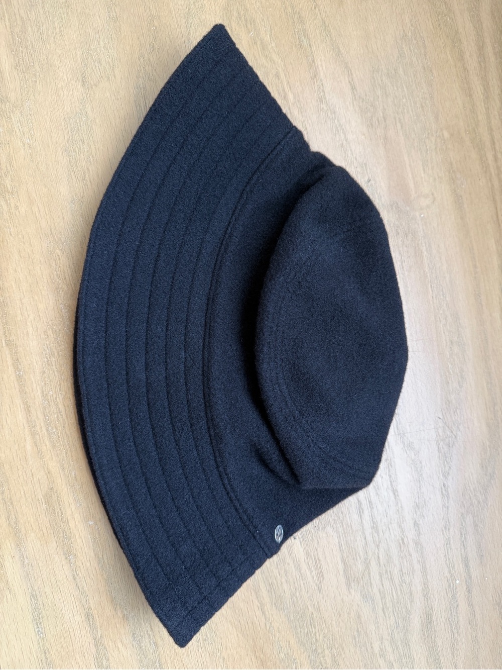 Lululemon Black Satin-Lined Wool Bucket Hat